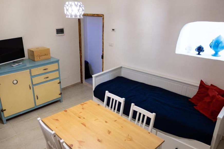 Amalfi Pool Suite - Puglia Mia Apartments Монополи Экстерьер фото